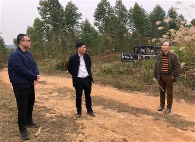 趙伯廷率隊赴欽州市欽南區意向合作礦點考察