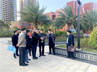 曾鵬鑫到橫縣市民中心項目調研指導