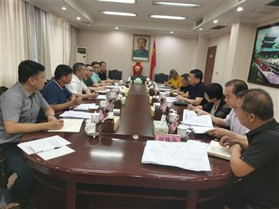 藍繼壯會見容縣縣委書記甘文波