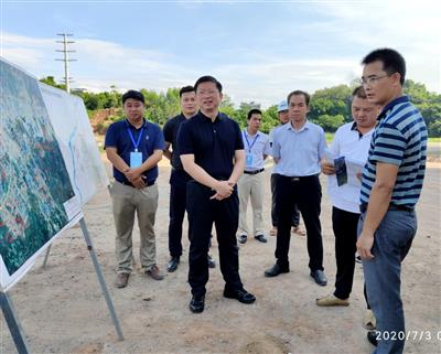 容縣縣委書記甘文波到建旅公司調研指導