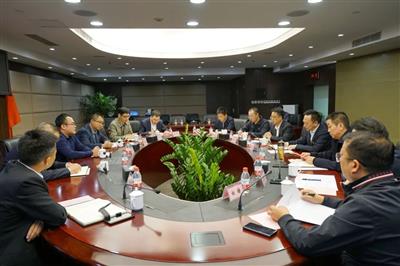 梁亮會見川高公司董事長黃兵